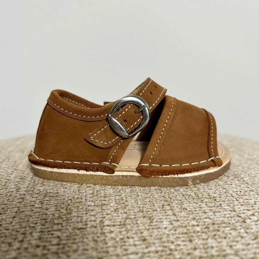 Bear Feet Brown Leather Handmade Sandals Baby Size 4 Made in USA Buckle Shoes